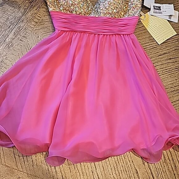 Pink beaded short dress size 4 NWT - Picture 3 of 11